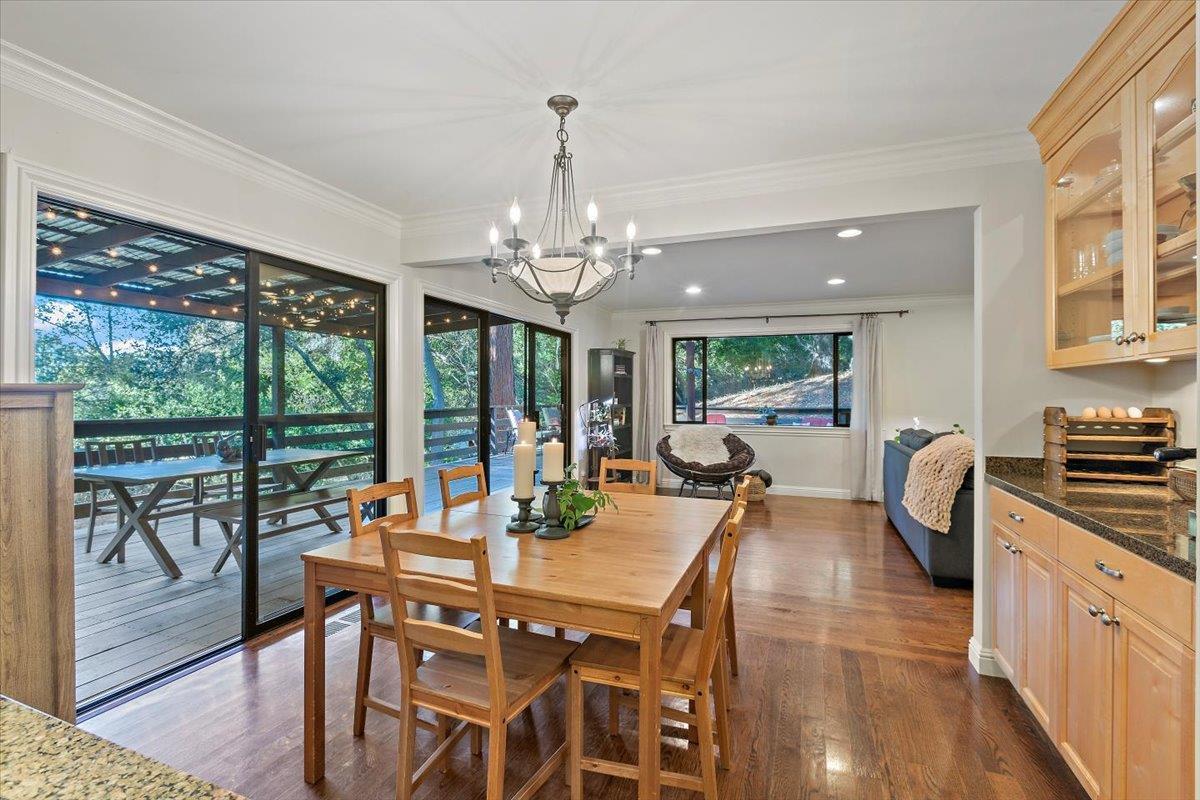 Detail Gallery Image 5 of 38 For 26145 Pierce Rd, Los Gatos,  CA 95033 - 3 Beds | 2/1 Baths