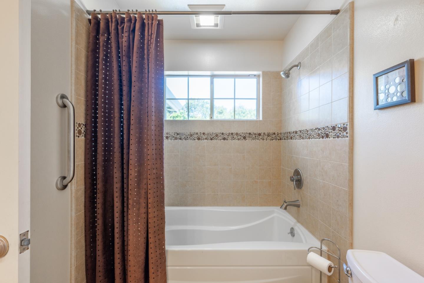 Detail Gallery Image 36 of 52 For 378 Crazy Horse Canyon Road, Salinas,  CA 93907 - 4 Beds | 3/1 Baths
