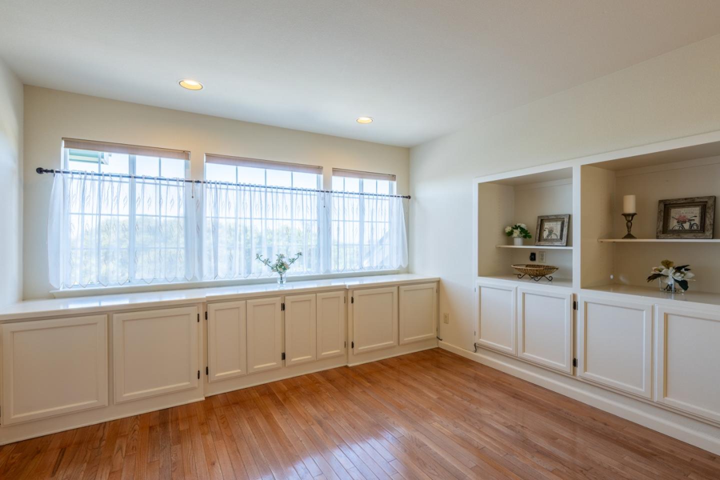 Detail Gallery Image 41 of 52 For 378 Crazy Horse Canyon Road, Salinas,  CA 93907 - 4 Beds | 3/1 Baths