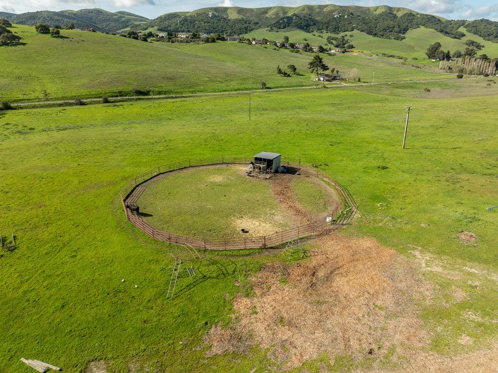 Detail Gallery Image 7 of 30 For 600 Rocks Rd, San Juan Bautista,  CA 95045 - 2 Beds | 2 Baths