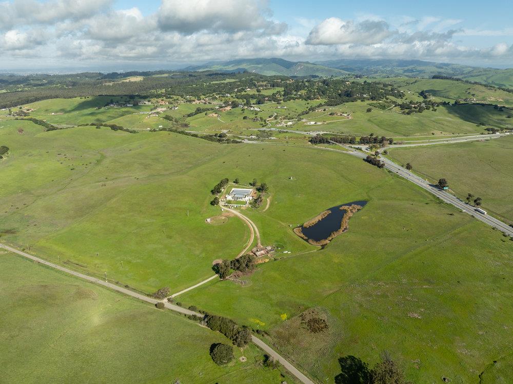 Detail Gallery Image 8 of 30 For 600 Rocks Rd, San Juan Bautista,  CA 95045 - 2 Beds | 2 Baths