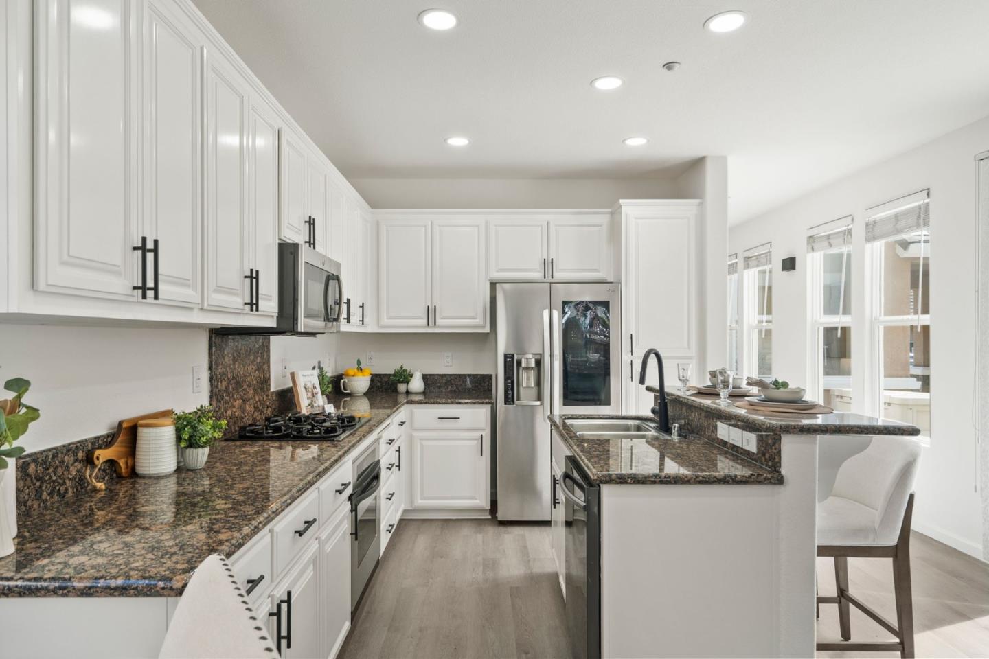 property-img