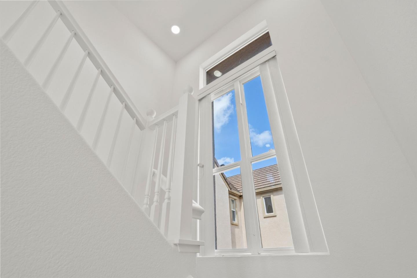 property-img