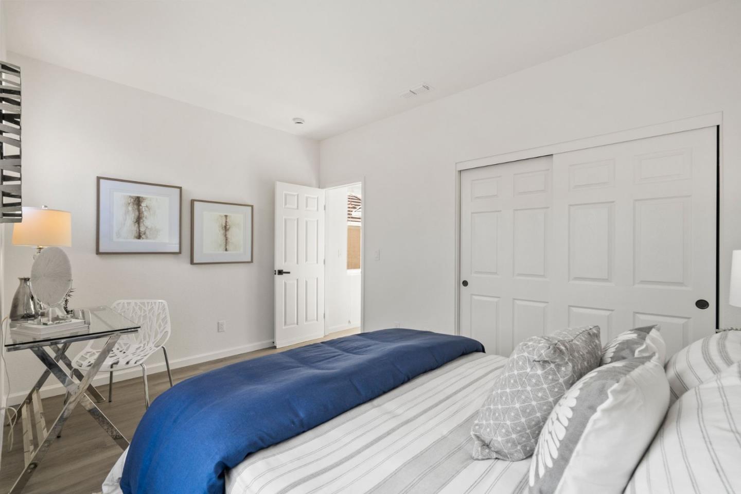 property-img