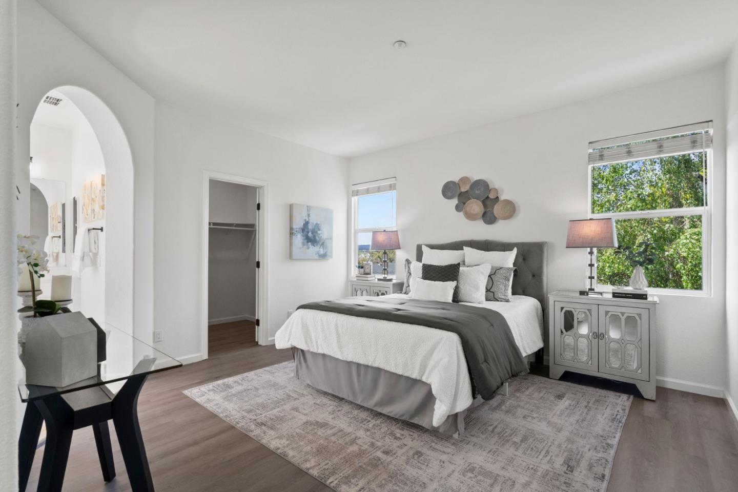 property-img