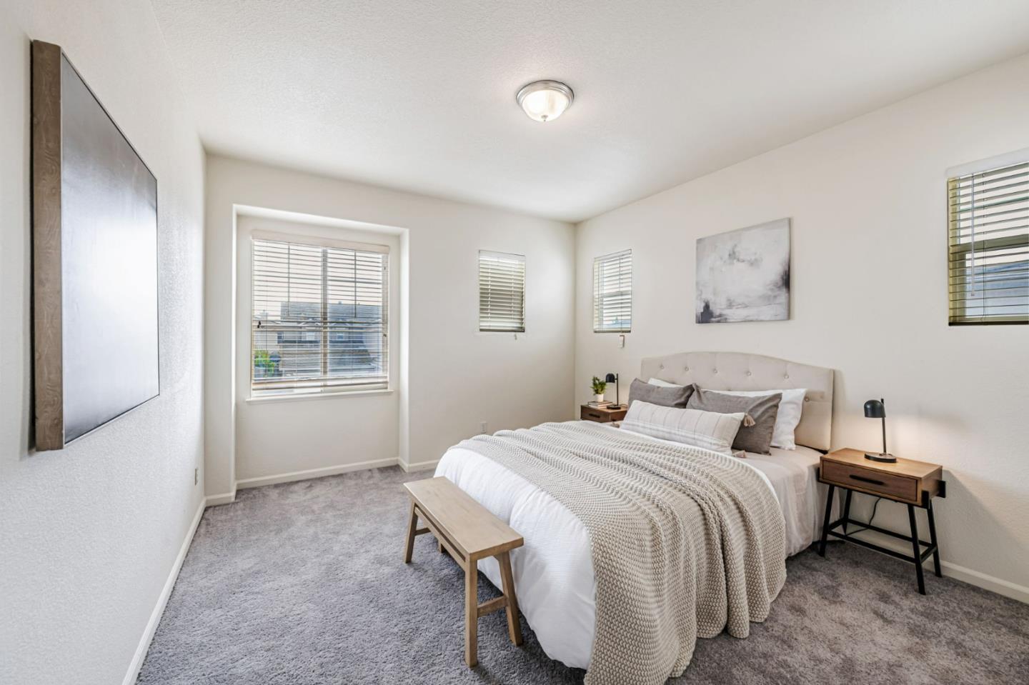Detail Gallery Image 34 of 53 For 6619 Sao Tiago Way, Elk Grove,  CA 95757 - 5 Beds | 3/1 Baths