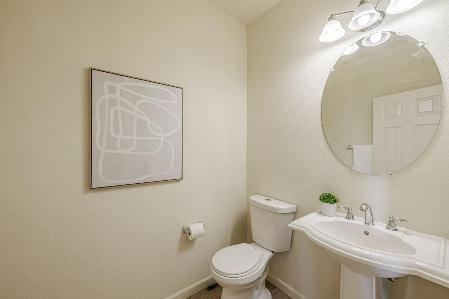 Detail Gallery Image 44 of 53 For 6619 Sao Tiago Way, Elk Grove,  CA 95757 - 5 Beds | 3/1 Baths