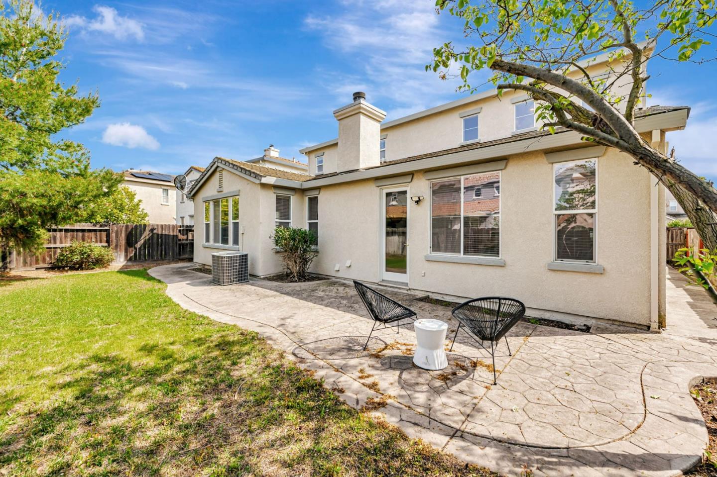 Detail Gallery Image 52 of 53 For 6619 Sao Tiago Way, Elk Grove,  CA 95757 - 5 Beds | 3/1 Baths