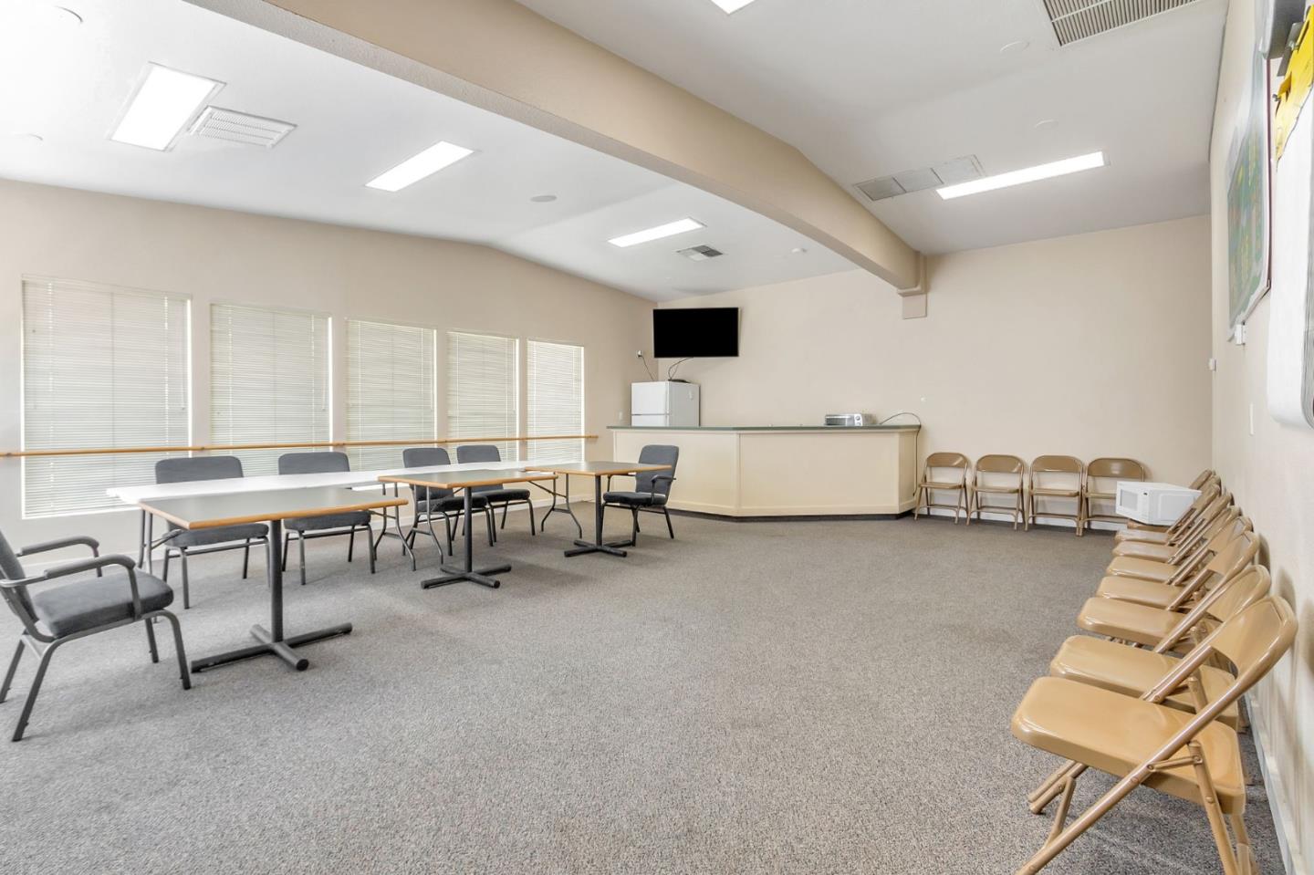 Detail Gallery Image 31 of 35 For 288 Tradewinds Dr #13,  San Jose,  CA 95123 - 1 Beds | 1 Baths
