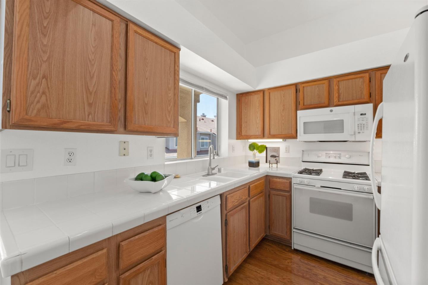 Detail Gallery Image 21 of 36 For 84 Mirabelli Cir, San Jose,  CA 95134 - 2 Beds | 2 Baths