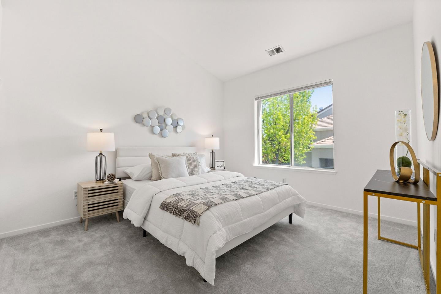 Detail Gallery Image 23 of 36 For 84 Mirabelli Cir, San Jose,  CA 95134 - 2 Beds | 2 Baths
