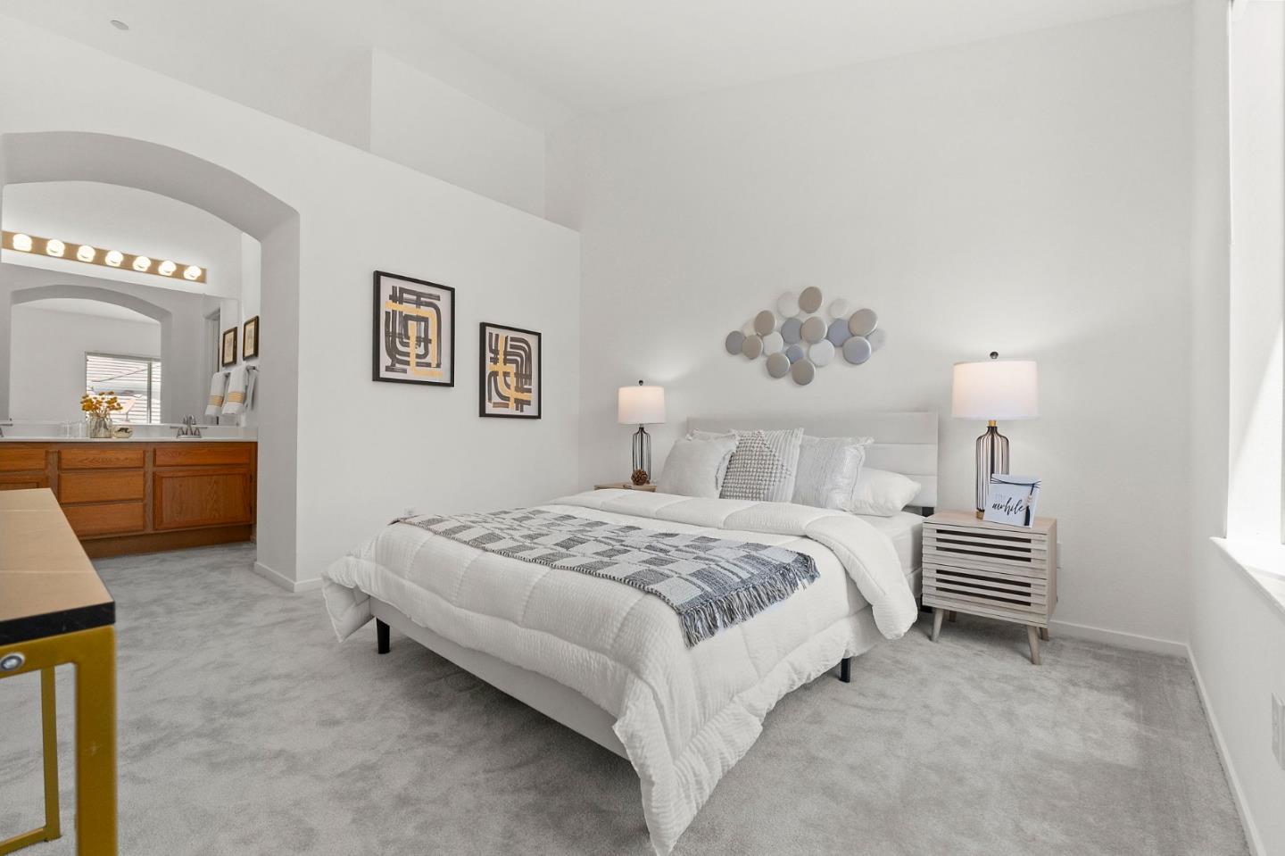 Detail Gallery Image 24 of 36 For 84 Mirabelli Cir, San Jose,  CA 95134 - 2 Beds | 2 Baths