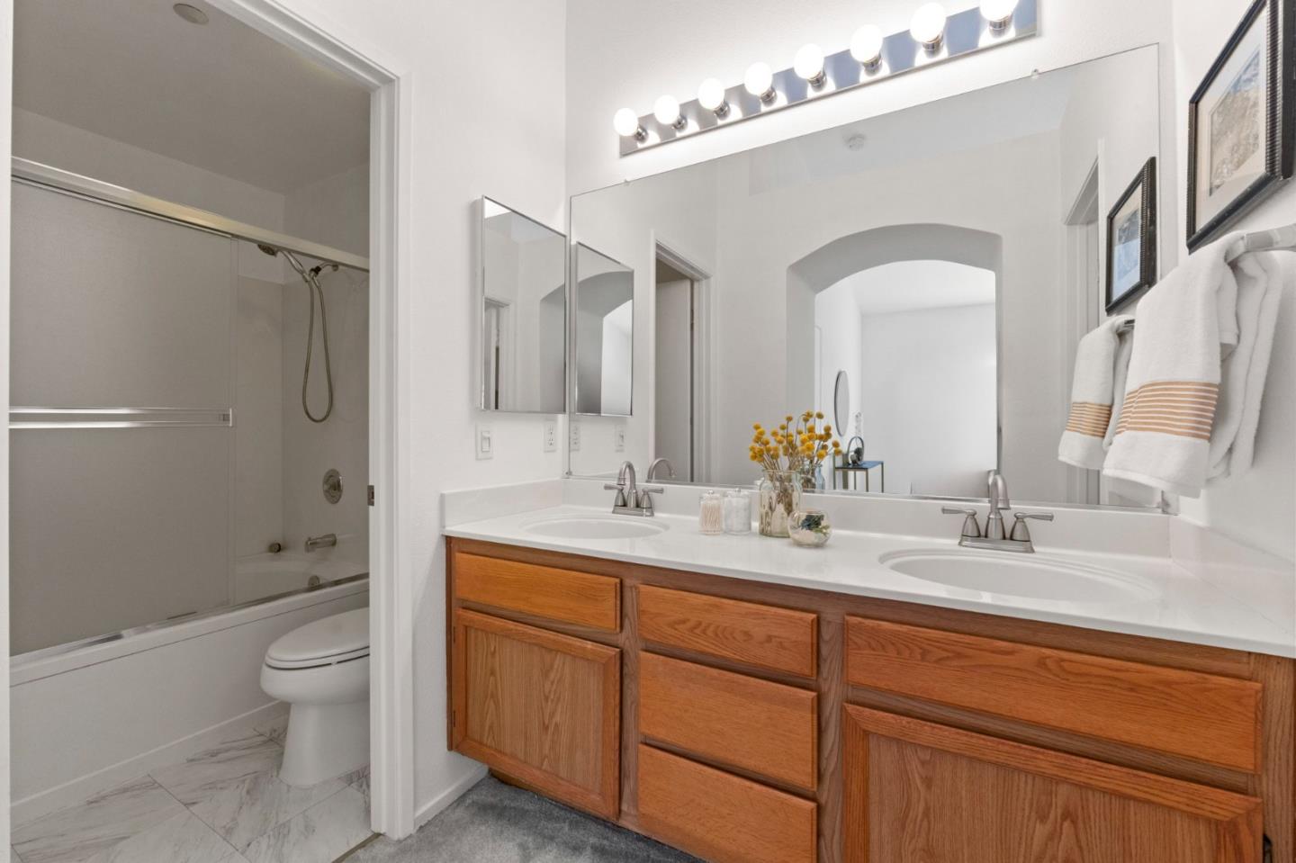 Detail Gallery Image 25 of 36 For 84 Mirabelli Cir, San Jose,  CA 95134 - 2 Beds | 2 Baths