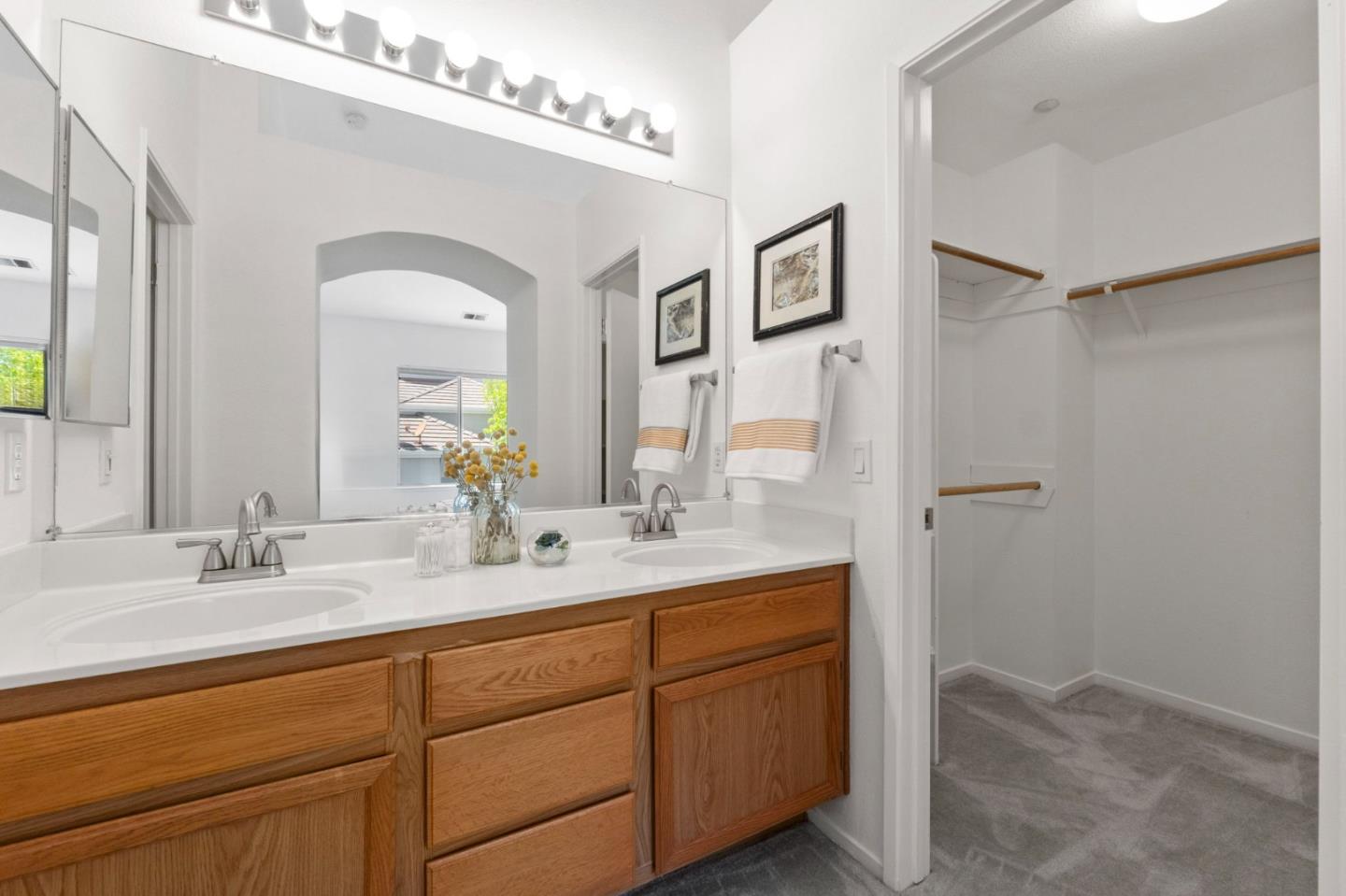 Detail Gallery Image 26 of 36 For 84 Mirabelli Cir, San Jose,  CA 95134 - 2 Beds | 2 Baths