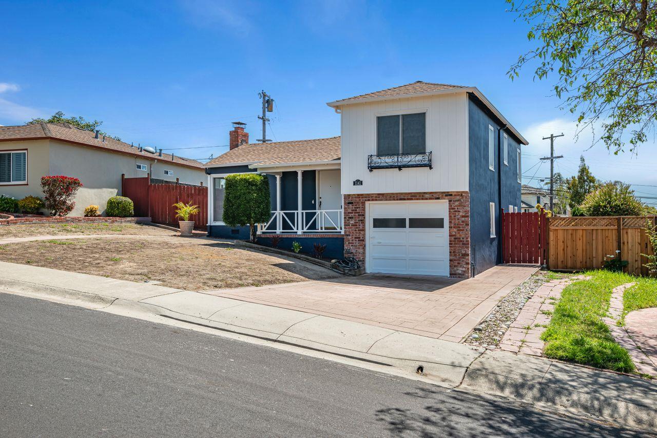 Detail Gallery Image 2 of 35 For 1141 Kains Ave, San Bruno,  CA 94066 - 2 Beds | 1 Baths