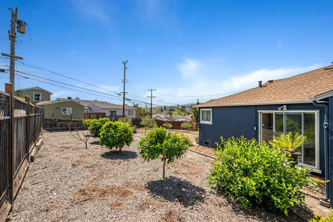 Detail Gallery Image 31 of 35 For 1141 Kains Ave, San Bruno,  CA 94066 - 2 Beds | 1 Baths