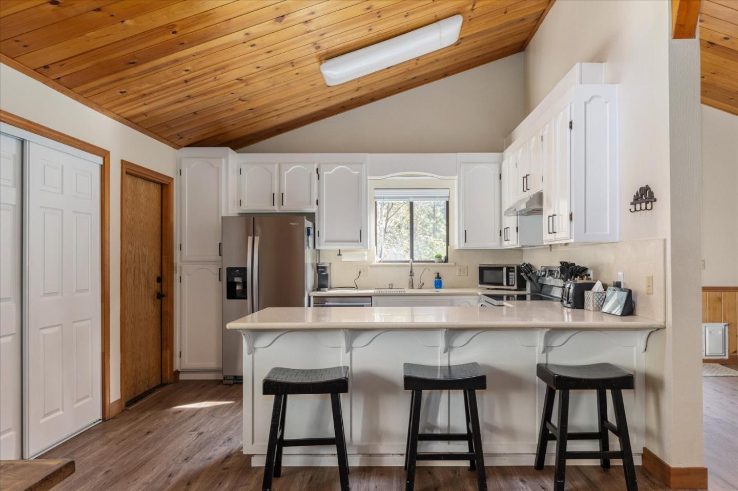 Detail Gallery Image 12 of 28 For 2657 Venado, Arnold,  CA 95223 - 4 Beds | 3 Baths