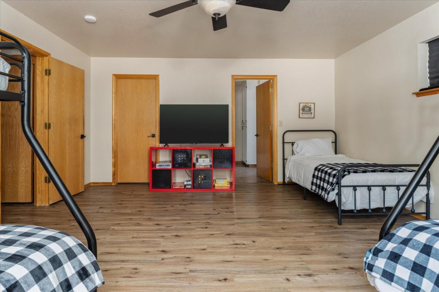 Detail Gallery Image 18 of 28 For 2657 Venado, Arnold,  CA 95223 - 4 Beds | 3 Baths