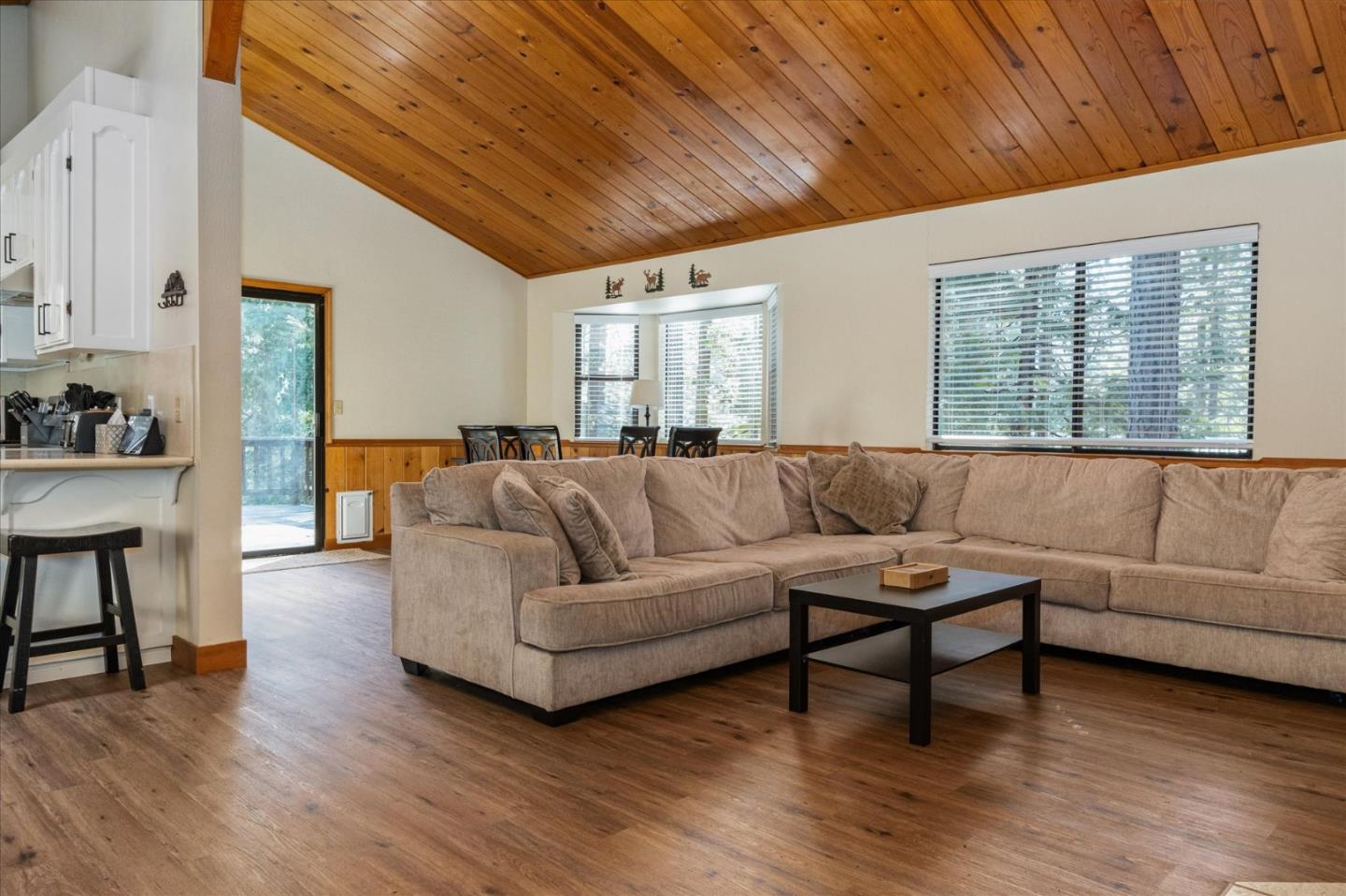 Detail Gallery Image 6 of 28 For 2657 Venado, Arnold,  CA 95223 - 4 Beds | 3 Baths