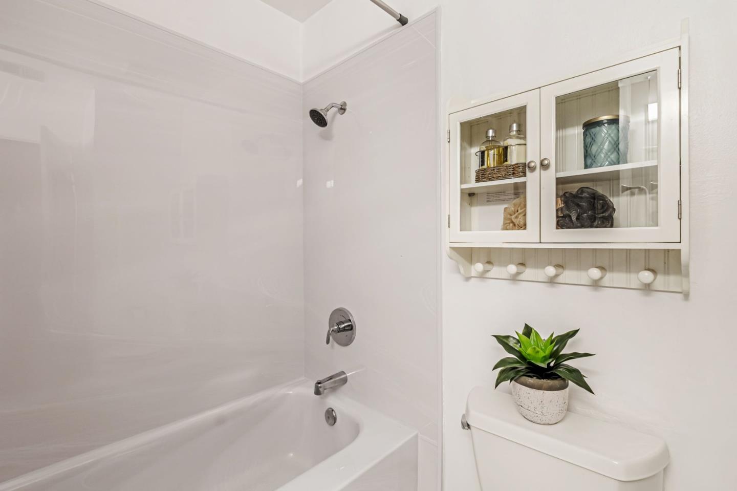 Detail Gallery Image 13 of 28 For 4944 Poplar Ter, Campbell,  CA 95008 - 3 Beds | 2 Baths
