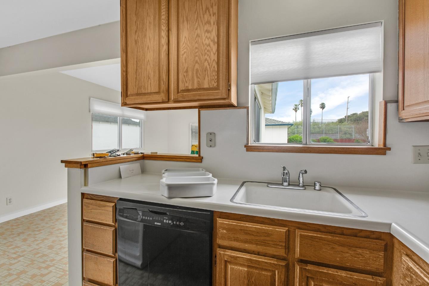 property-img