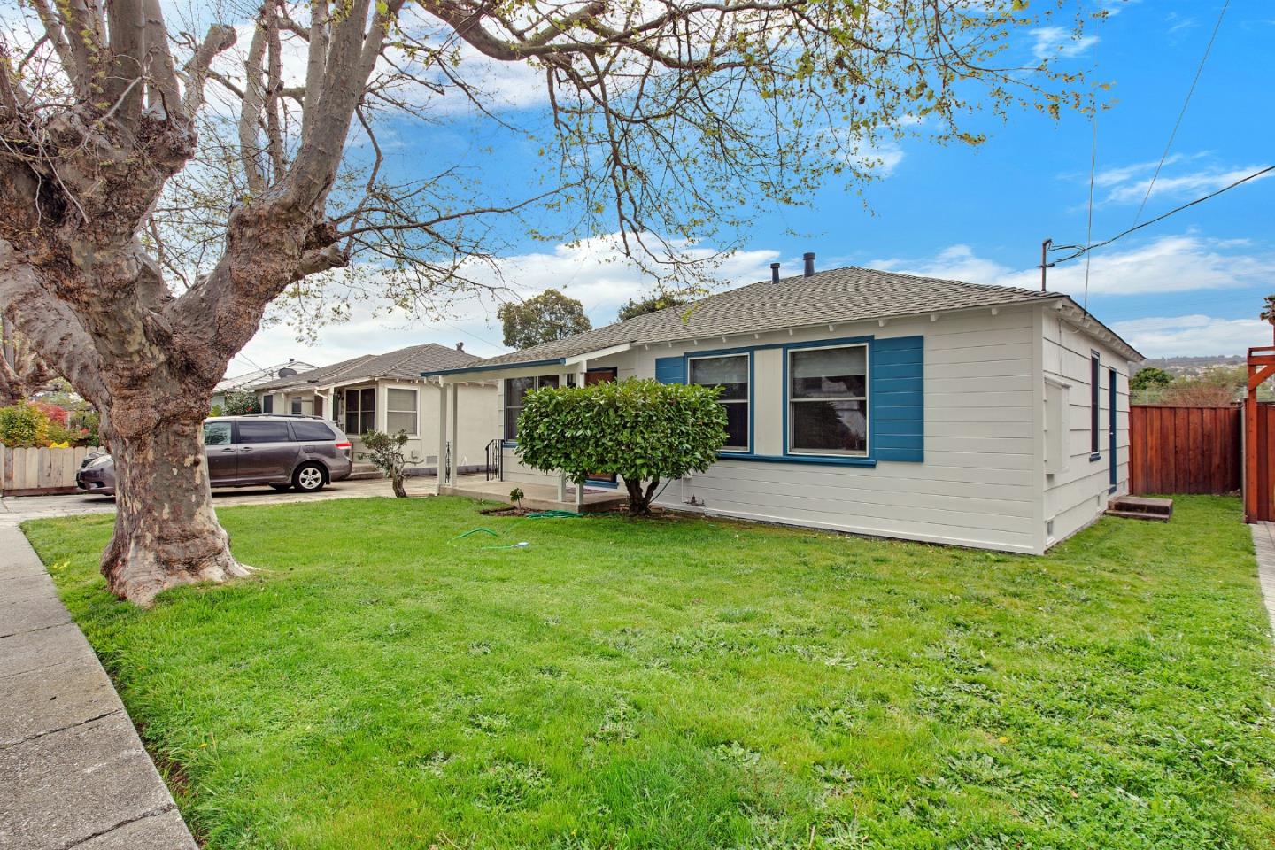property-img