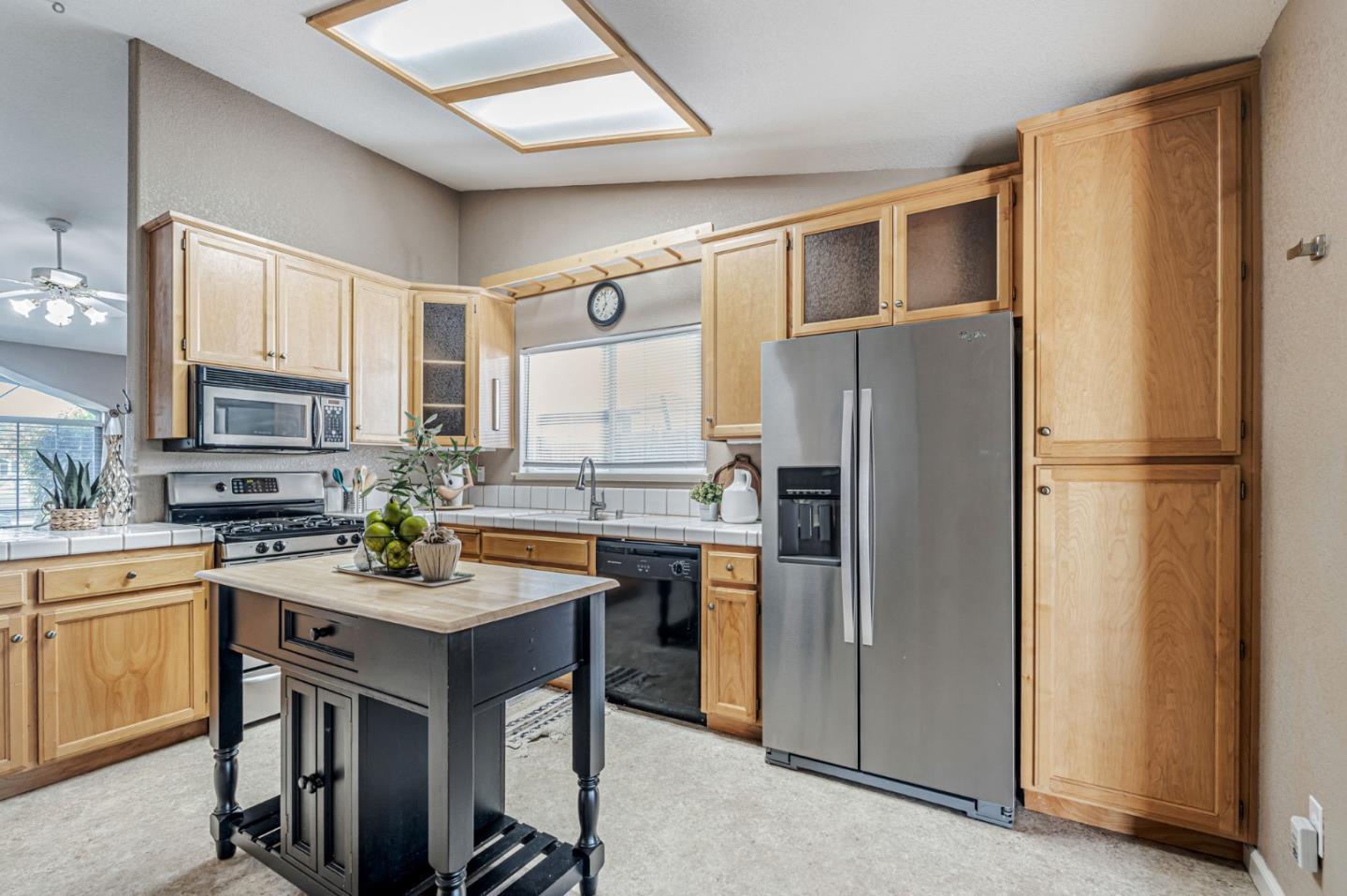 Detail Gallery Image 15 of 37 For 1519 Tamara Ct, Escalon,  CA 95320 - 4 Beds | 2 Baths