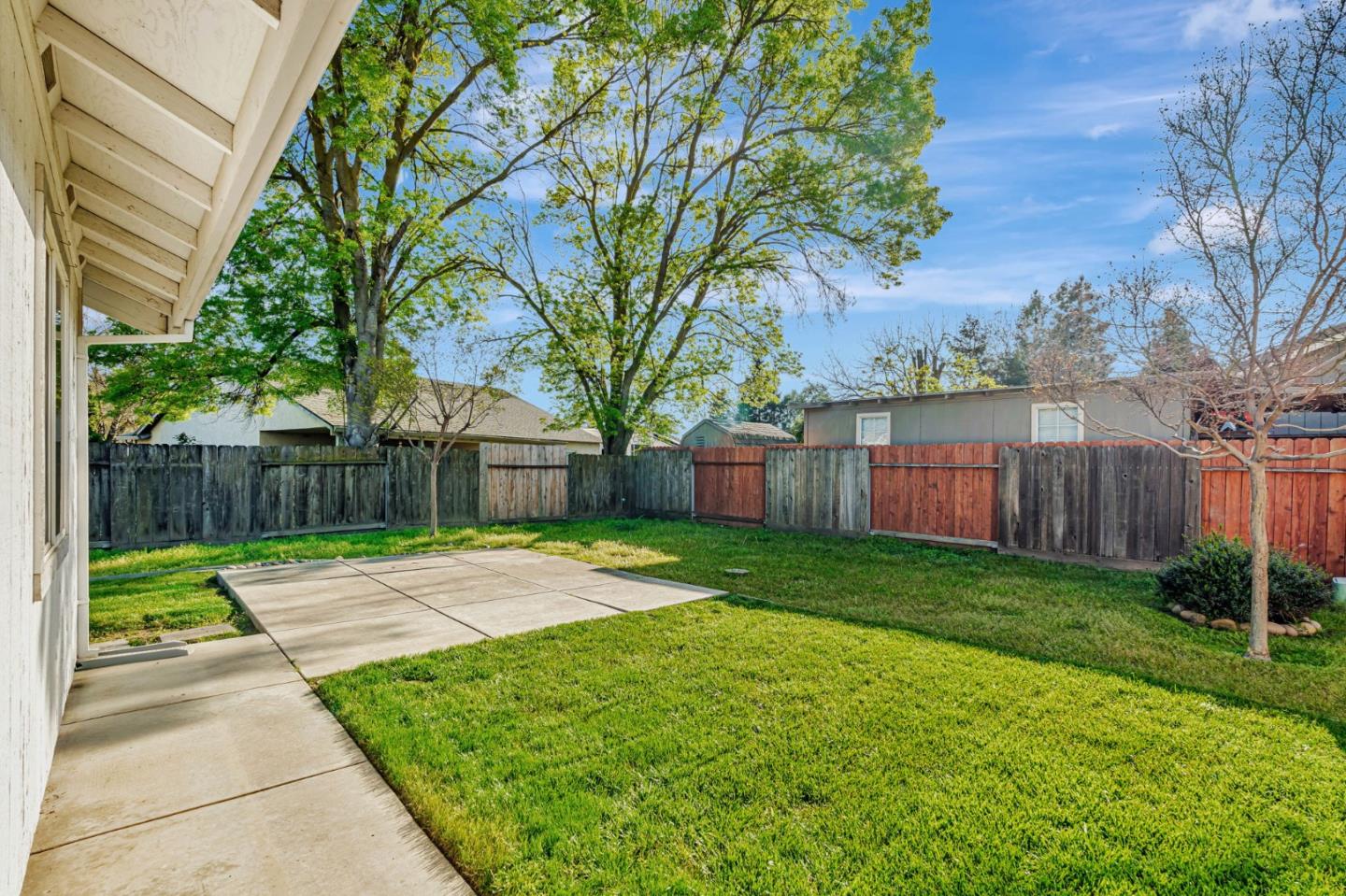Detail Gallery Image 35 of 37 For 1519 Tamara Ct, Escalon,  CA 95320 - 4 Beds | 2 Baths