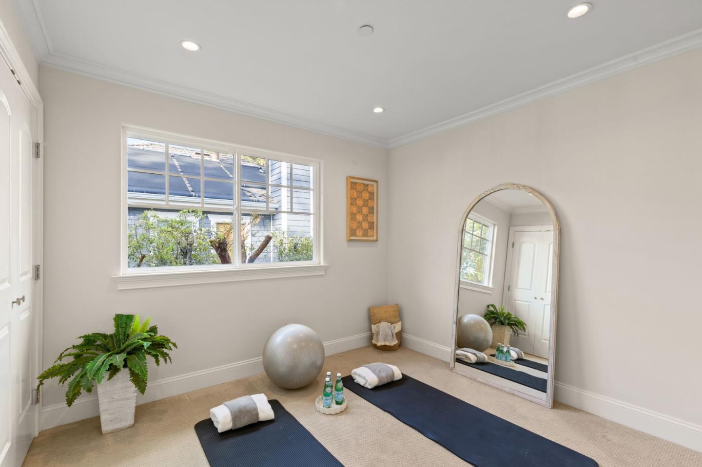 Detail Gallery Image 19 of 35 For 2124 Oakley Ave, Menlo Park,  CA 94025 - 5 Beds | 4 Baths