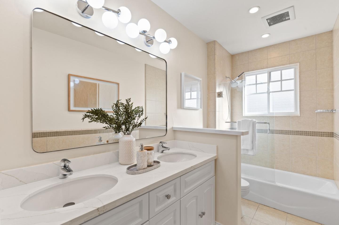 Detail Gallery Image 21 of 35 For 2124 Oakley Ave, Menlo Park,  CA 94025 - 5 Beds | 4 Baths
