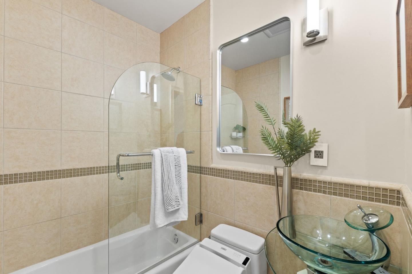 Detail Gallery Image 23 of 35 For 2124 Oakley Ave, Menlo Park,  CA 94025 - 5 Beds | 4 Baths