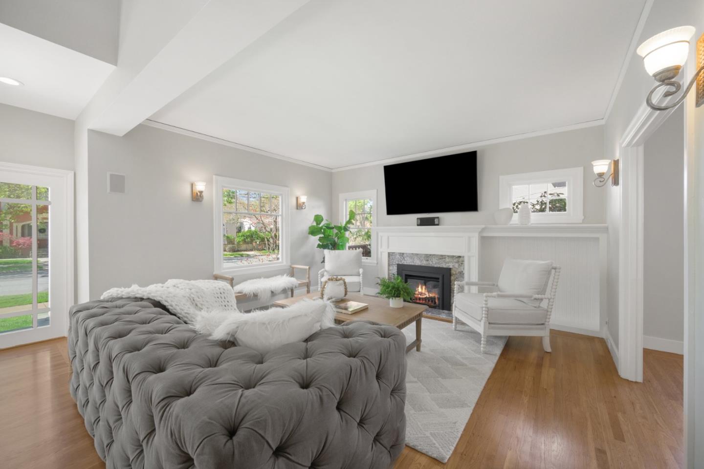 Detail Gallery Image 9 of 67 For 1249 Oak St, San Mateo,  CA 94402 - 3 Beds | 3 Baths