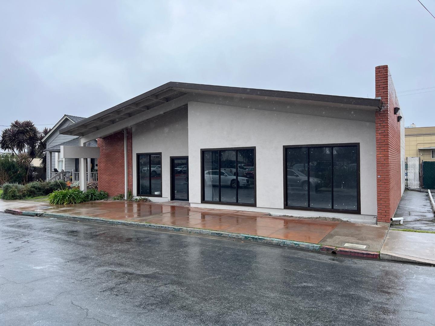 Detail Gallery Image 2 of 9 For 10 Katherine Ave, Salinas,  CA 93901 - – Beds | – Baths