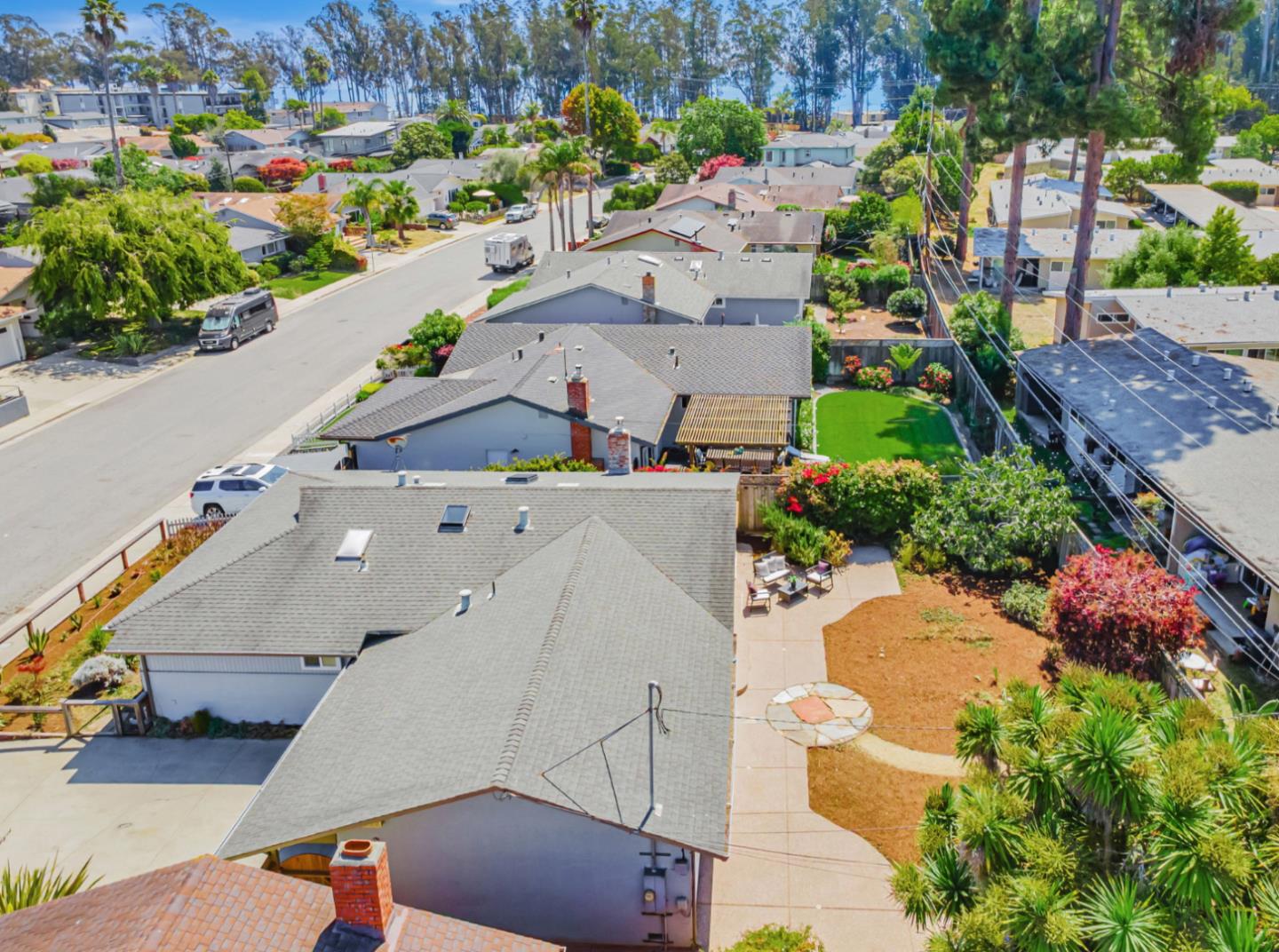 Detail Gallery Image 35 of 36 For 145 Wesley St, Capitola,  CA 95010 - 3 Beds | 2 Baths