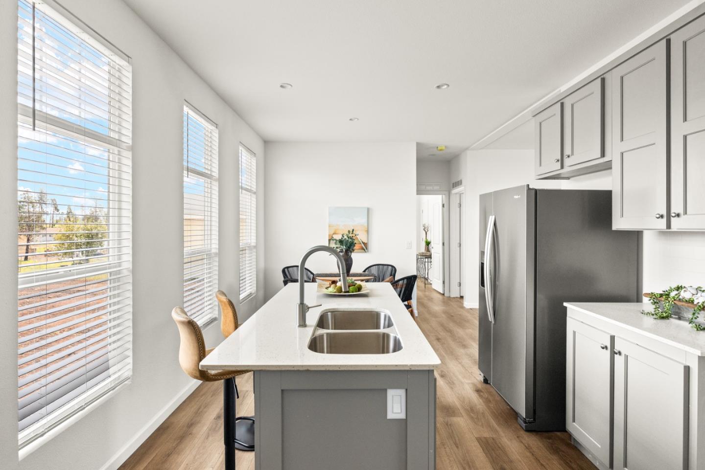 Detail Gallery Image 10 of 21 For 5902 Pine View Dr, Paradise,  CA 95969 - 2 Beds | 2 Baths