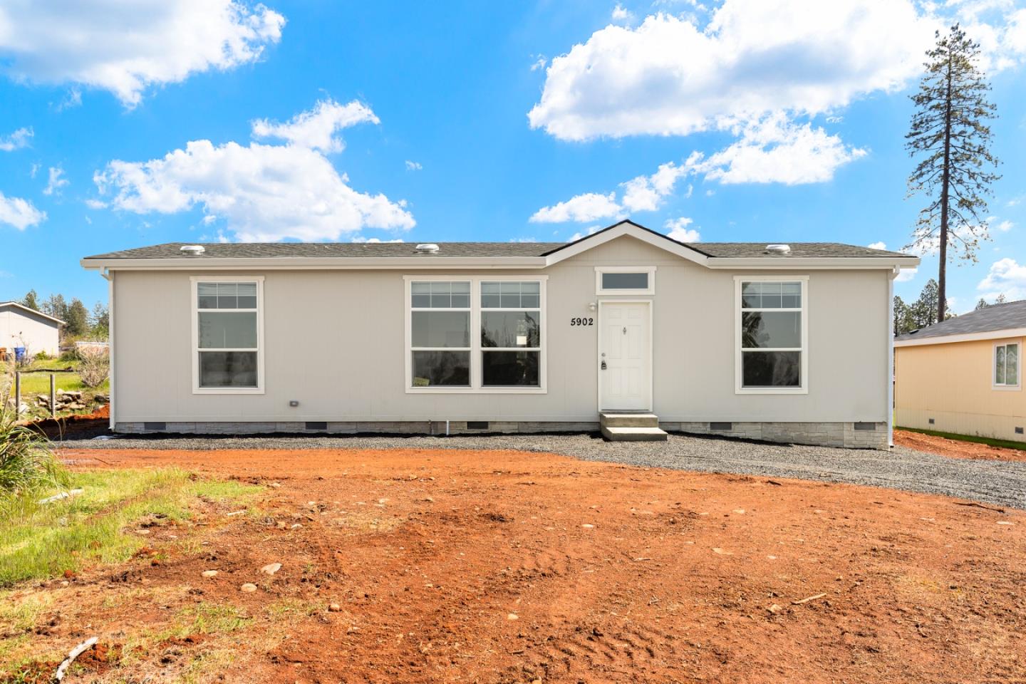 Detail Gallery Image 2 of 21 For 5902 Pine View Dr, Paradise,  CA 95969 - 2 Beds | 2 Baths