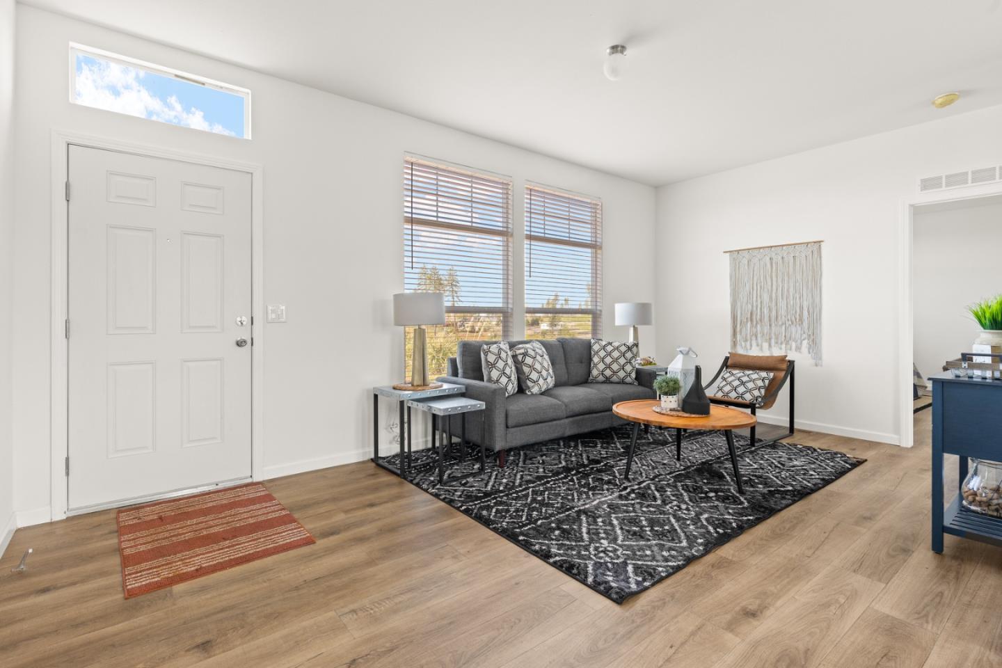 Detail Gallery Image 3 of 21 For 5902 Pine View Dr, Paradise,  CA 95969 - 2 Beds | 2 Baths