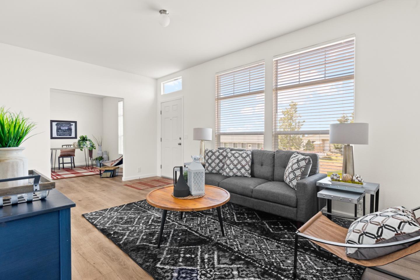 Detail Gallery Image 6 of 21 For 5902 Pine View Dr, Paradise,  CA 95969 - 2 Beds | 2 Baths