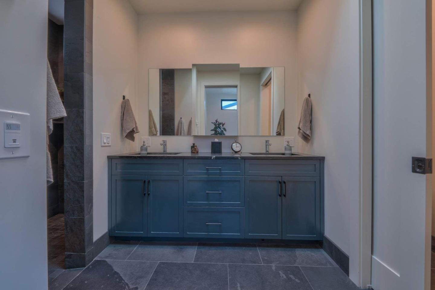 Detail Gallery Image 15 of 33 For 8 El Caminito Rd, Carmel Valley,  CA 93924 - 3 Beds | 3/2 Baths
