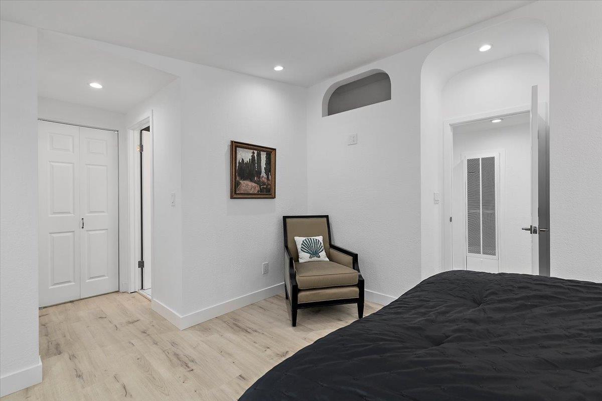 Detail Gallery Image 14 of 18 For 902 Blazingwood Dr, Sunnyvale,  CA 94089 - 3 Beds | 2 Baths