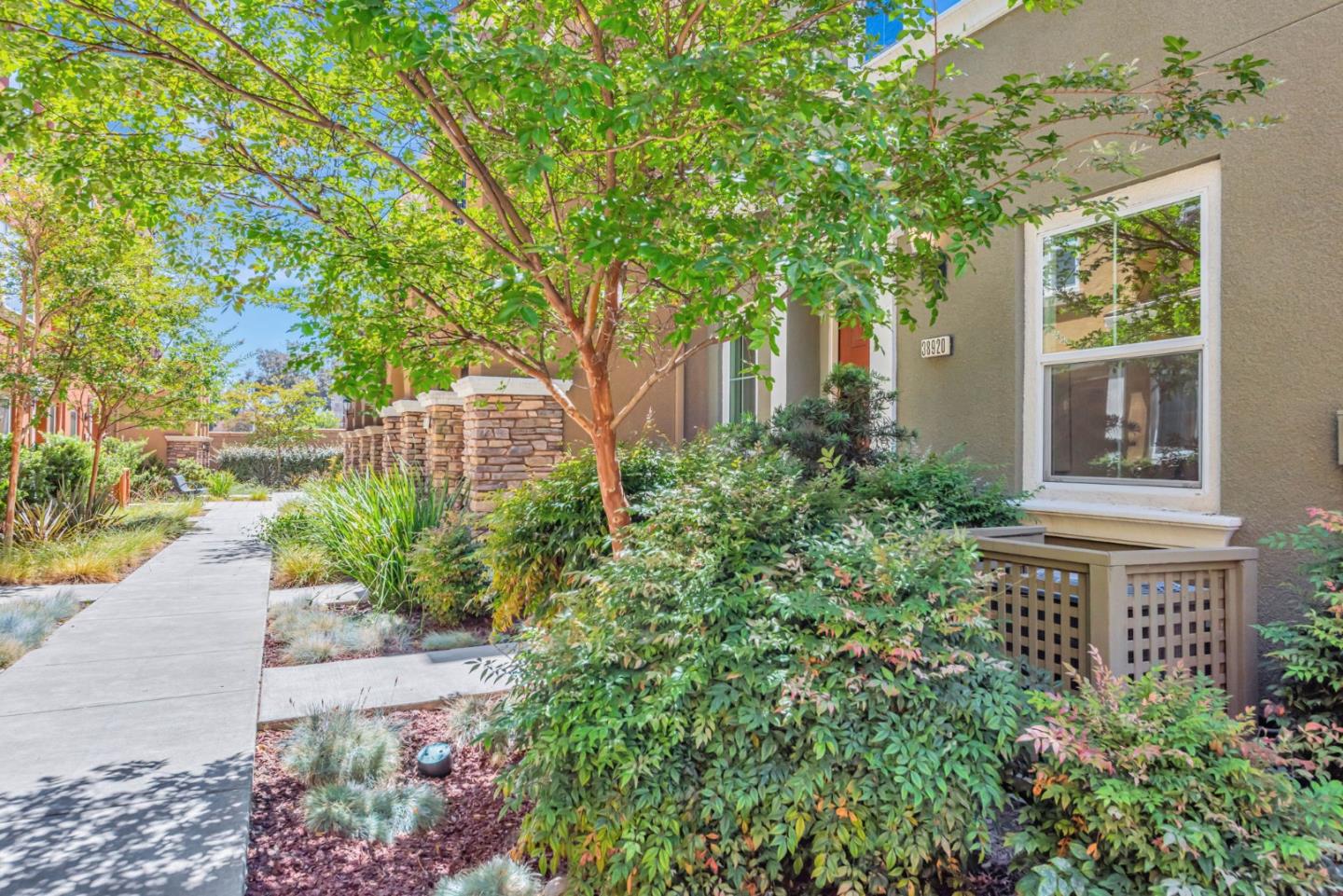 Detail Gallery Image 28 of 32 For 38920 Snapdragon Pl, Newark,  CA 94560 - 3 Beds | 3/1 Baths