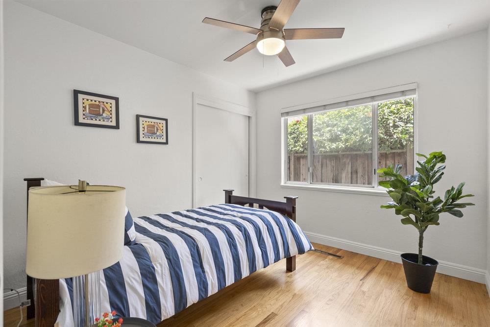 Detail Gallery Image 10 of 32 For 5045 Rafton Dr, San Jose,  CA 95124 - 4 Beds | 2/1 Baths
