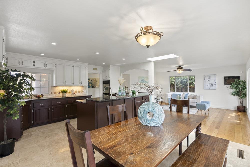 Detail Gallery Image 16 of 32 For 5045 Rafton Dr, San Jose,  CA 95124 - 4 Beds | 2/1 Baths