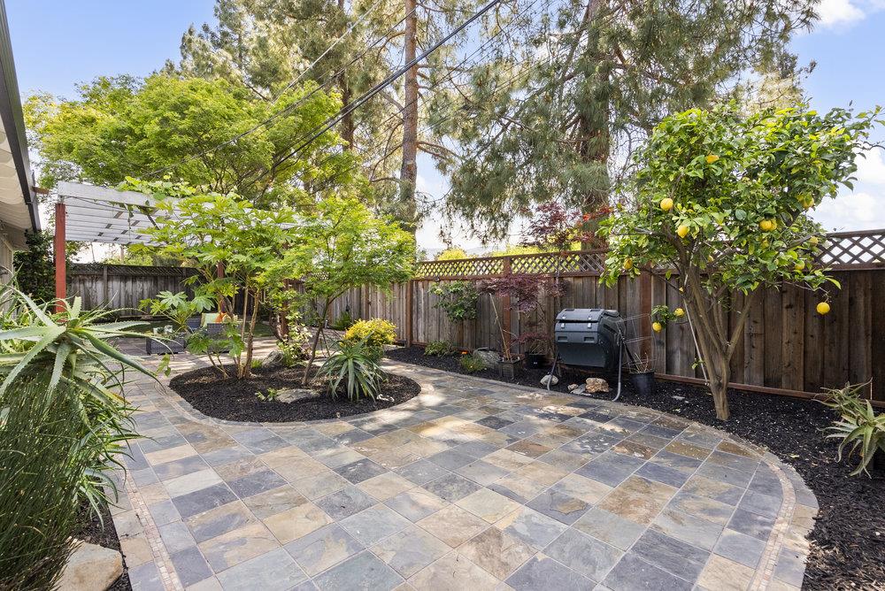 Detail Gallery Image 22 of 32 For 5045 Rafton Dr, San Jose,  CA 95124 - 4 Beds | 2/1 Baths