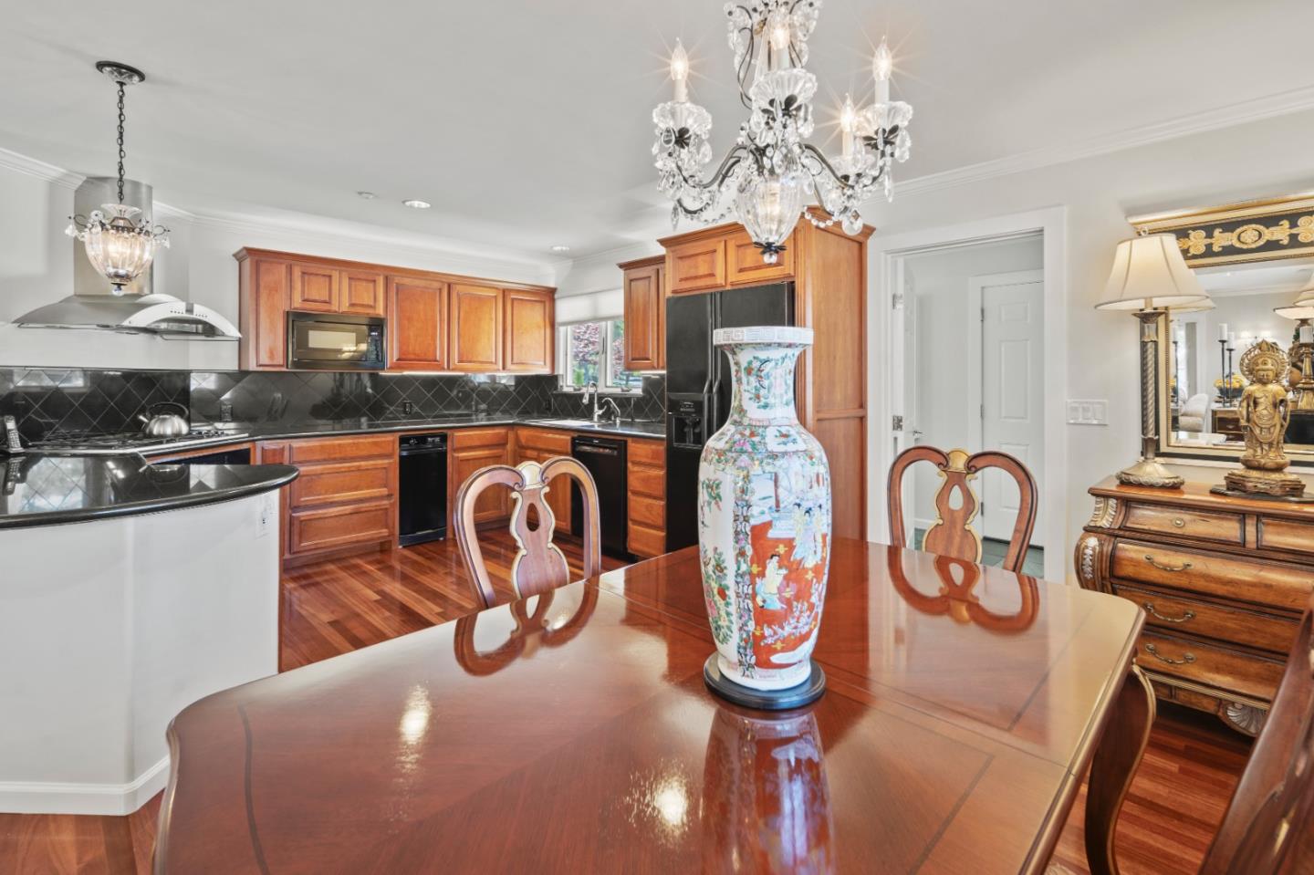 Detail Gallery Image 16 of 45 For 1147 Arrowhead Rd, Pebble Beach,  CA 93953 - 3 Beds | 2 Baths