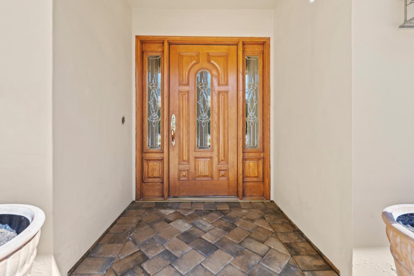 Detail Gallery Image 3 of 45 For 1147 Arrowhead Rd, Pebble Beach,  CA 93953 - 3 Beds | 2 Baths