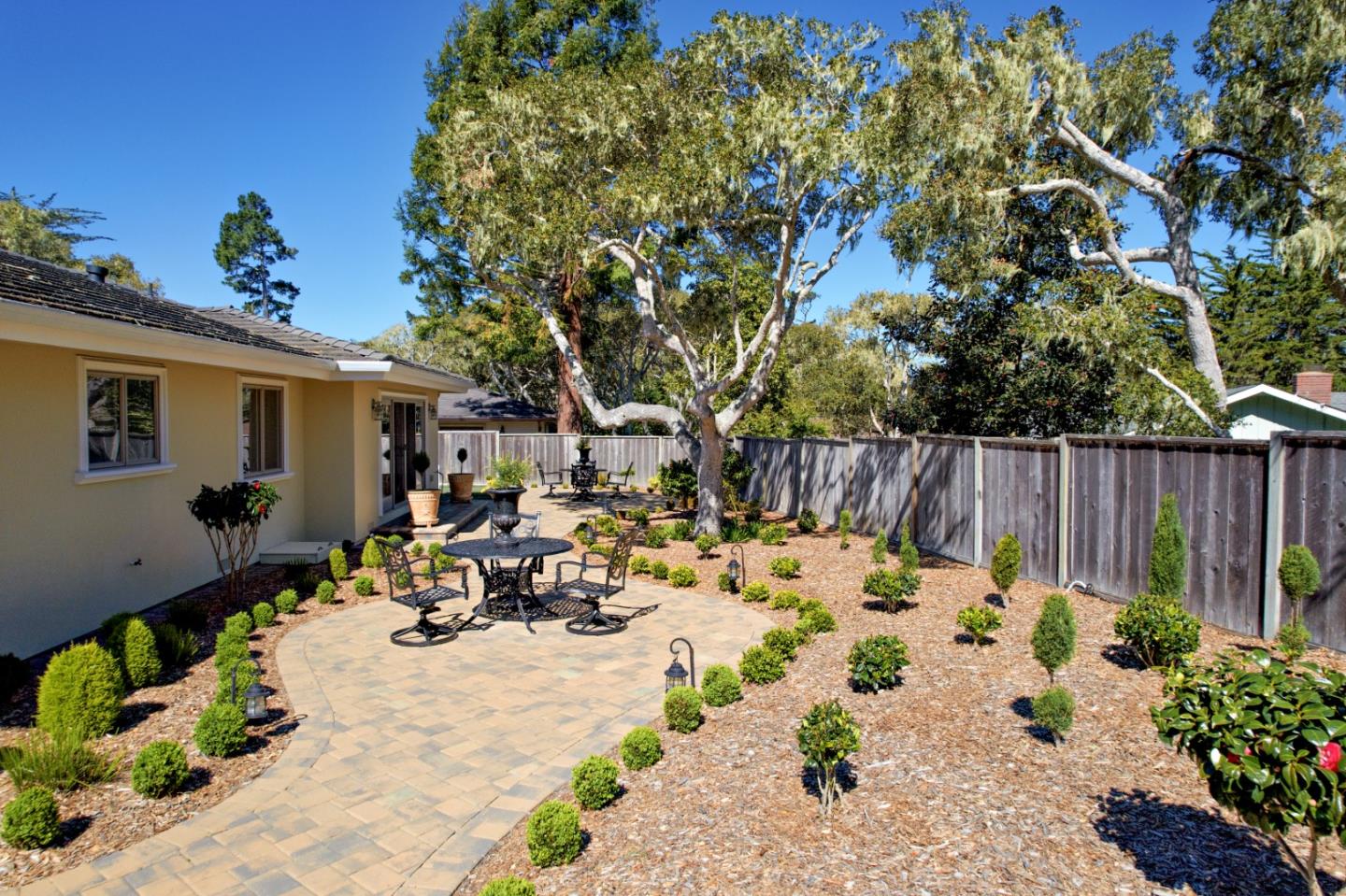 Detail Gallery Image 35 of 45 For 1147 Arrowhead Rd, Pebble Beach,  CA 93953 - 3 Beds | 2 Baths