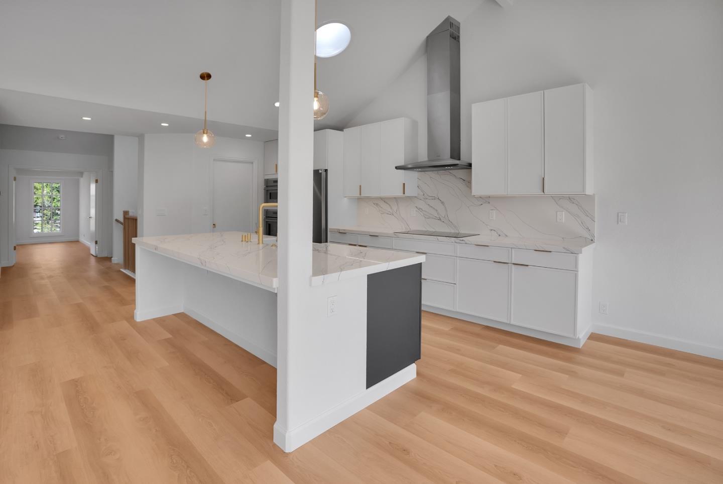 Detail Gallery Image 19 of 23 For 94 Frederick St #C,  Santa Cruz,  CA 95062 - 3 Beds | 3/1 Baths