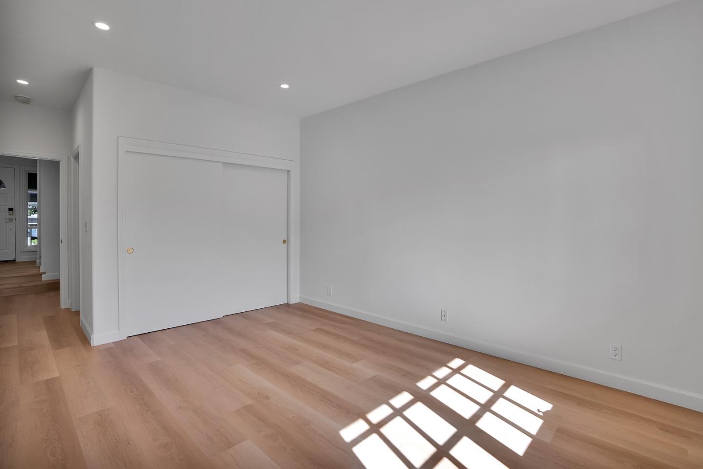 Detail Gallery Image 21 of 23 For 94 Frederick St #C,  Santa Cruz,  CA 95062 - 3 Beds | 3/1 Baths