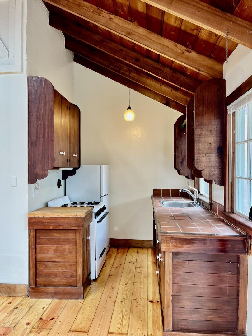 Detail Gallery Image 12 of 21 For 219 San Jose Ave, Capitola,  CA 95010 - – Beds | – Baths